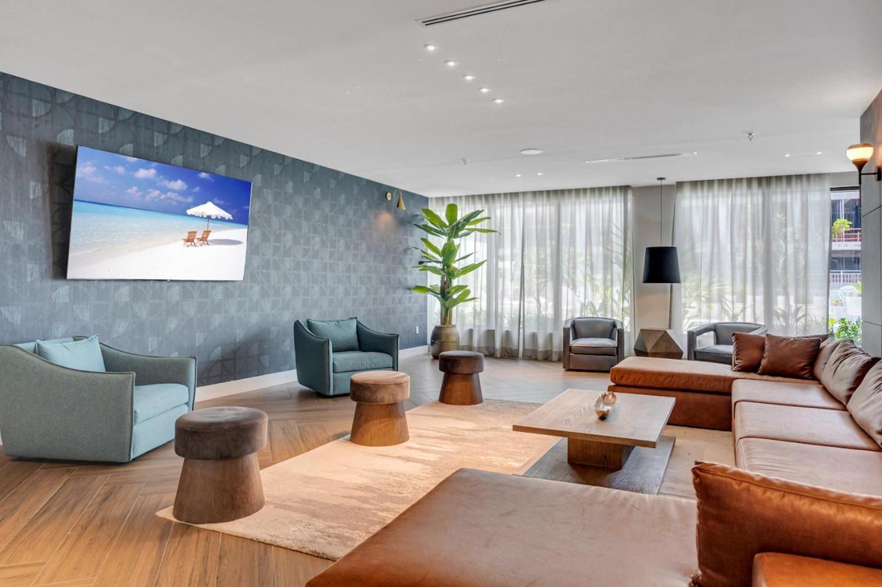 Stylish Unit In Downtown With Free Parking Miami