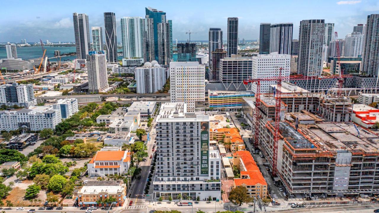 Apartment Stylish Unit In Downtown With Free Parking Miami