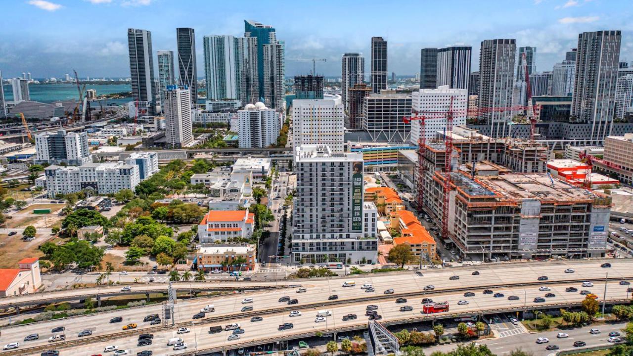 Stylish Unit In Downtown With Free Parking * Miami